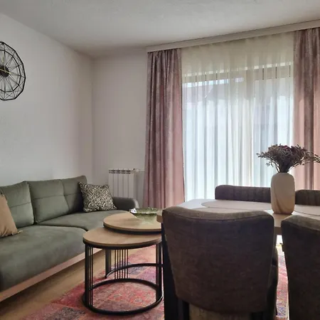 Apartment Semic